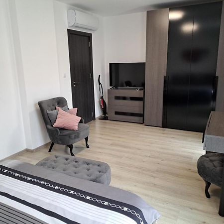 Апаратамент Deluxe1 Apartment Saints Constantine and Helena Exterior photo